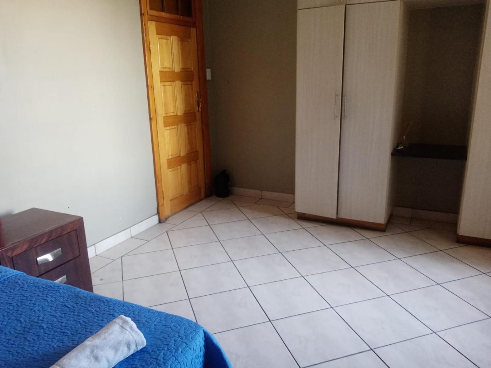 Ebony Guest House Pretoria-Noord Exteriör bild